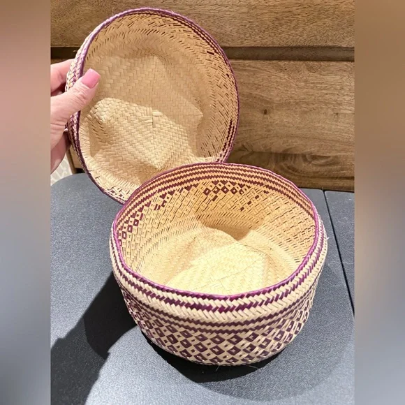 Mexican Handwoven Basket purple tortilla warmer storage bin decor - Picture 2 of 6